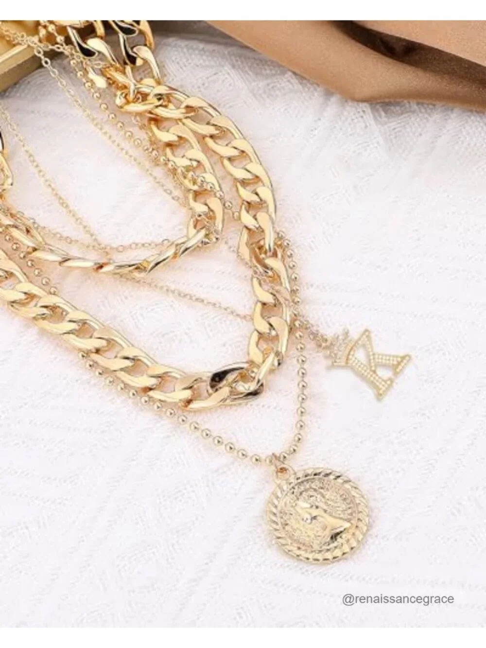 Layered Necklaces for Women Dainty Chunky Chain Coin Pendant Set 3 Piece